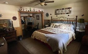 Dusty Boots Motel & Cafe
